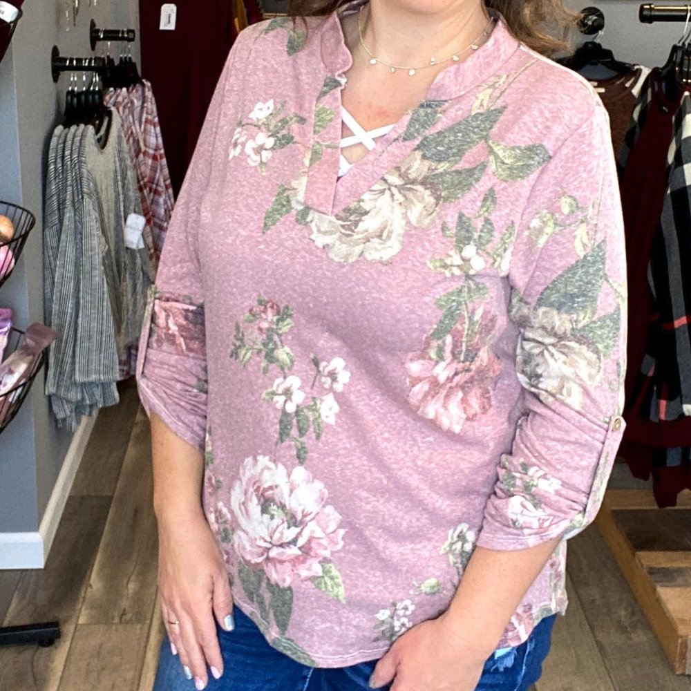 Plus Size Floral 3/4 Sleeve Top NWT